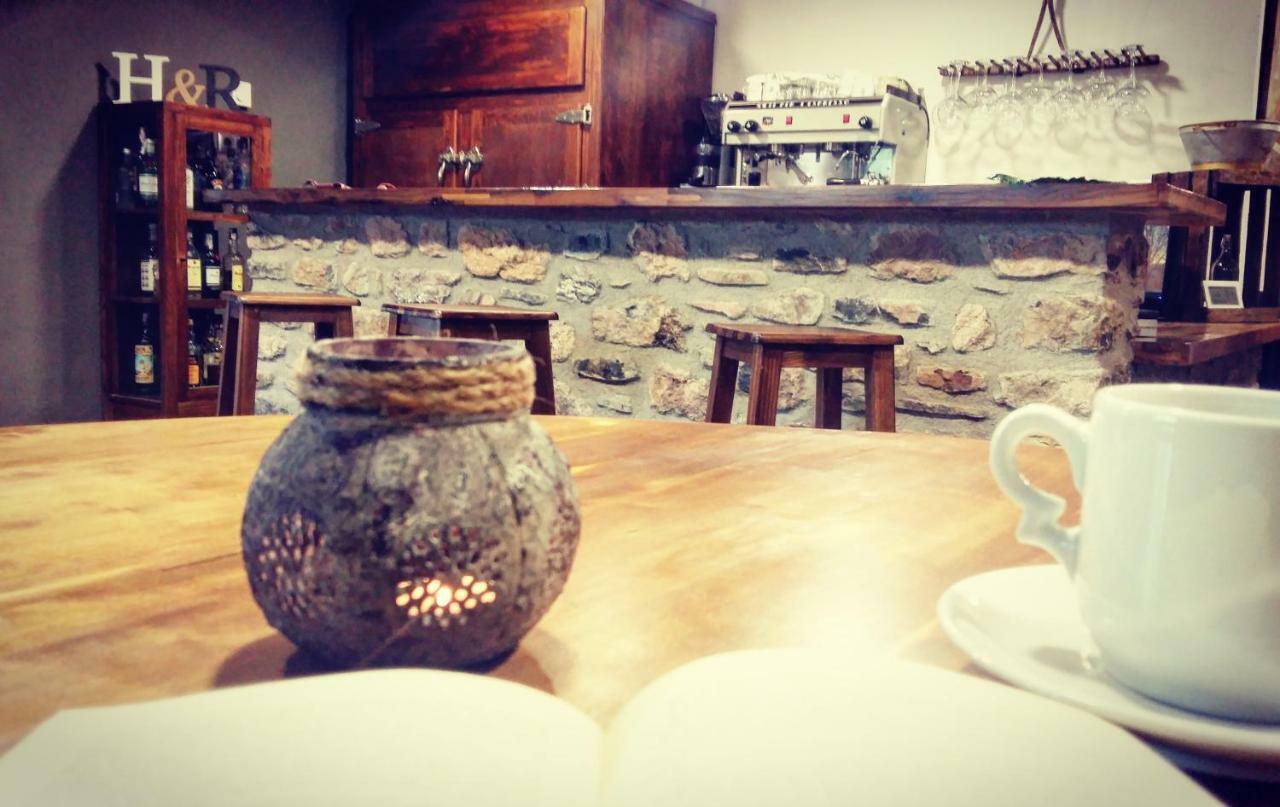 Hostal Moline Bruguera المظهر الخارجي الصورة